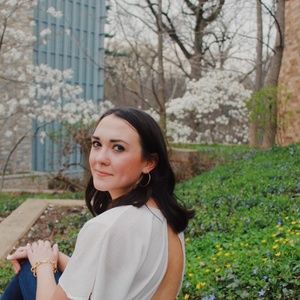 Meet your Posher, Julia